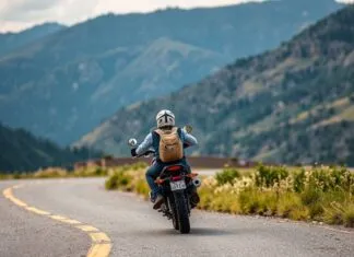 The Art of Balancing Adventure and Style: A Rider’s Guide The Art of Balancing Adventure and Style: A Rider's Guide